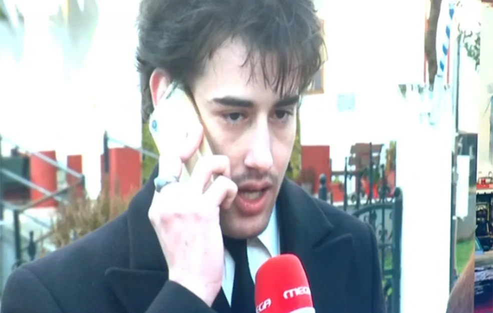 «Καιγόταν για ώρες στους 1.000 βαθμούς, έφυγε άδικα και βίαια» – Συγκλόνισε ο γιος της Σταυρούλας Μπουκουβάλα που κάηκε στο εργοστάσιο της Βιολάντα