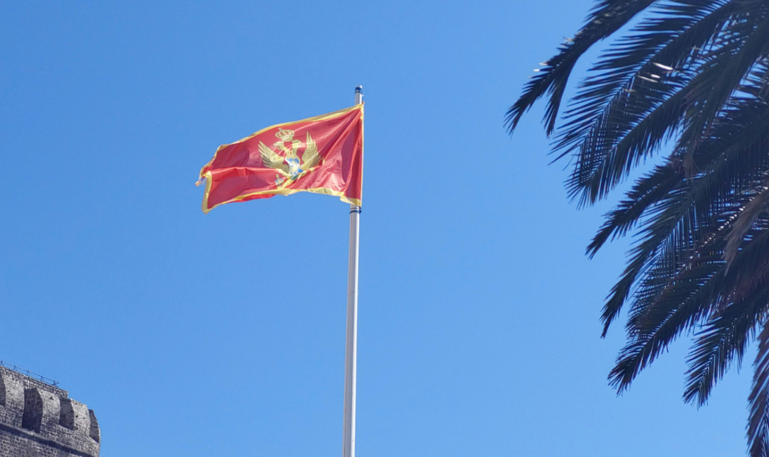 Μαυροβούνιο Σημαία