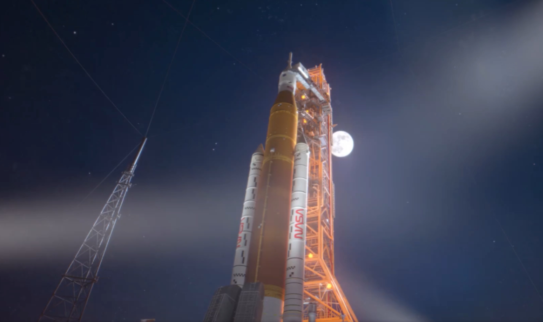 NASA: Σε θέση εκτόξευσης ο πύραυλος για την πρώτη επανδρωμένη αποστολή στη Σελήνη εδώ και 50 χρόνια (βίντεο)