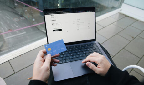 On line αγορές