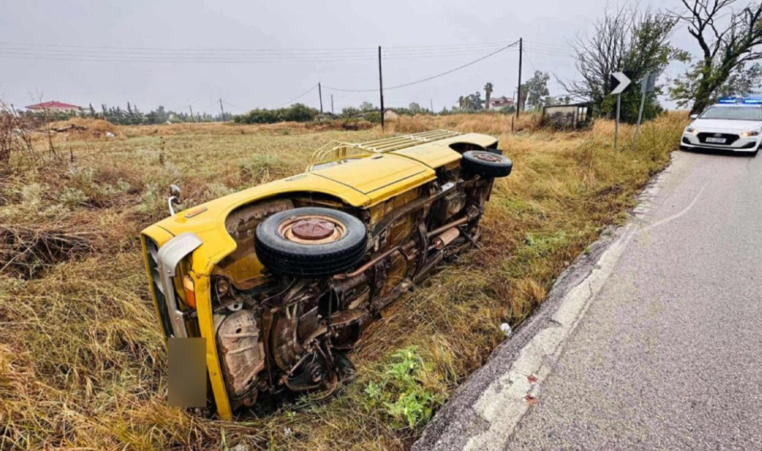 Σοβαρό τροχαίο ατύχημα στη Λάρισα – Στο νοσοκομείο ένας τραυματίας (φωτο)