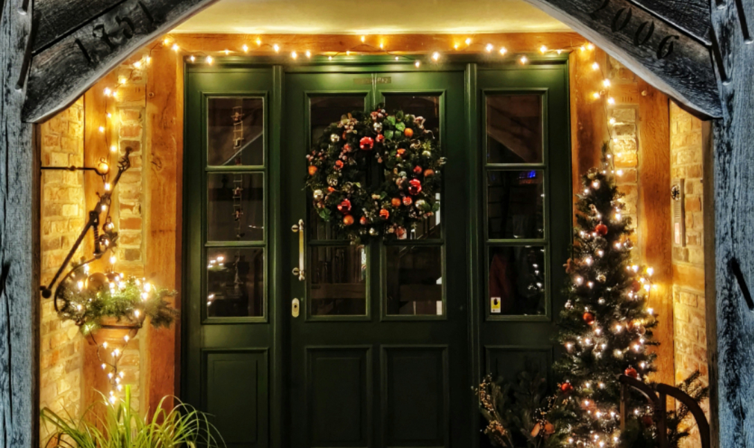 Ποδαρικό: Πώς ξεκίνησε το γνωστό πρωτοχρονιάτικο έθιμο