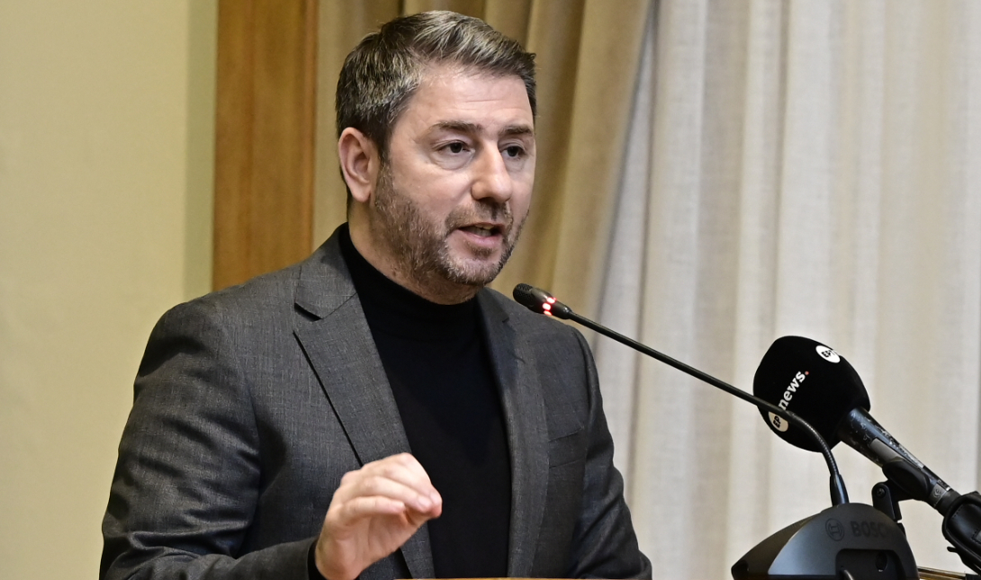 «Πυρά» Ανδρουλάκη κατά της κυβέρνησης: «Οι αποτυχημένοι πειραματισμοί αφήνουν τη χώρα επικίνδυνα εκτεθειμένη»