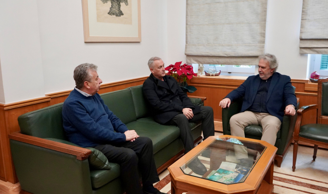 Συνάντηση Σταύρου Αρναουτάκη με τον Δήμαρχο Σητείας  για τα έργα υποδομής και τον ΒΟΑΚ