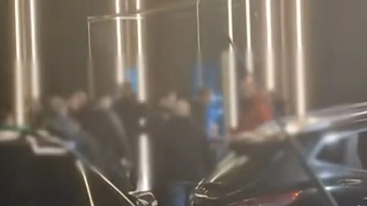 Χειροπέδες σε υπεύθυνο κλαμπ που επέστεψε την είσοδο σε 7 ανήλικα!