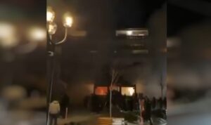 Ελβετία: Έκρηξη σε μπαρ σε γνωστό θέρετρο σκι – Πολλοί νεκροί και τραυματίες