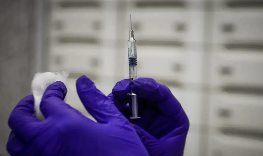 ΕΜΒΟΛΙΟ ΓΡΙΠΗ ΚΟΡΟΝΟΙΟΣ ΑΡΡΩΣΤΙΑ