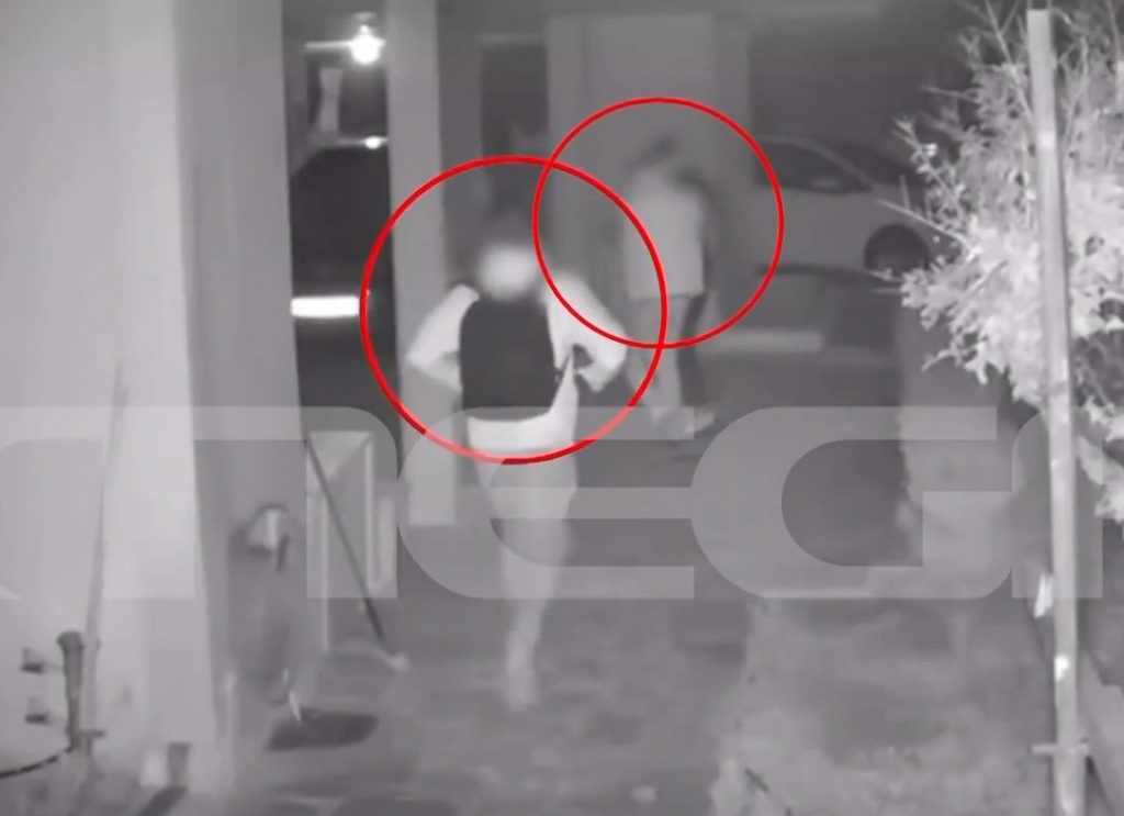 Ιδιοκτήτης διαμερίσματος στη Γλυφάδα κυνήγησε επίδοξους διαρρήκτες (video)