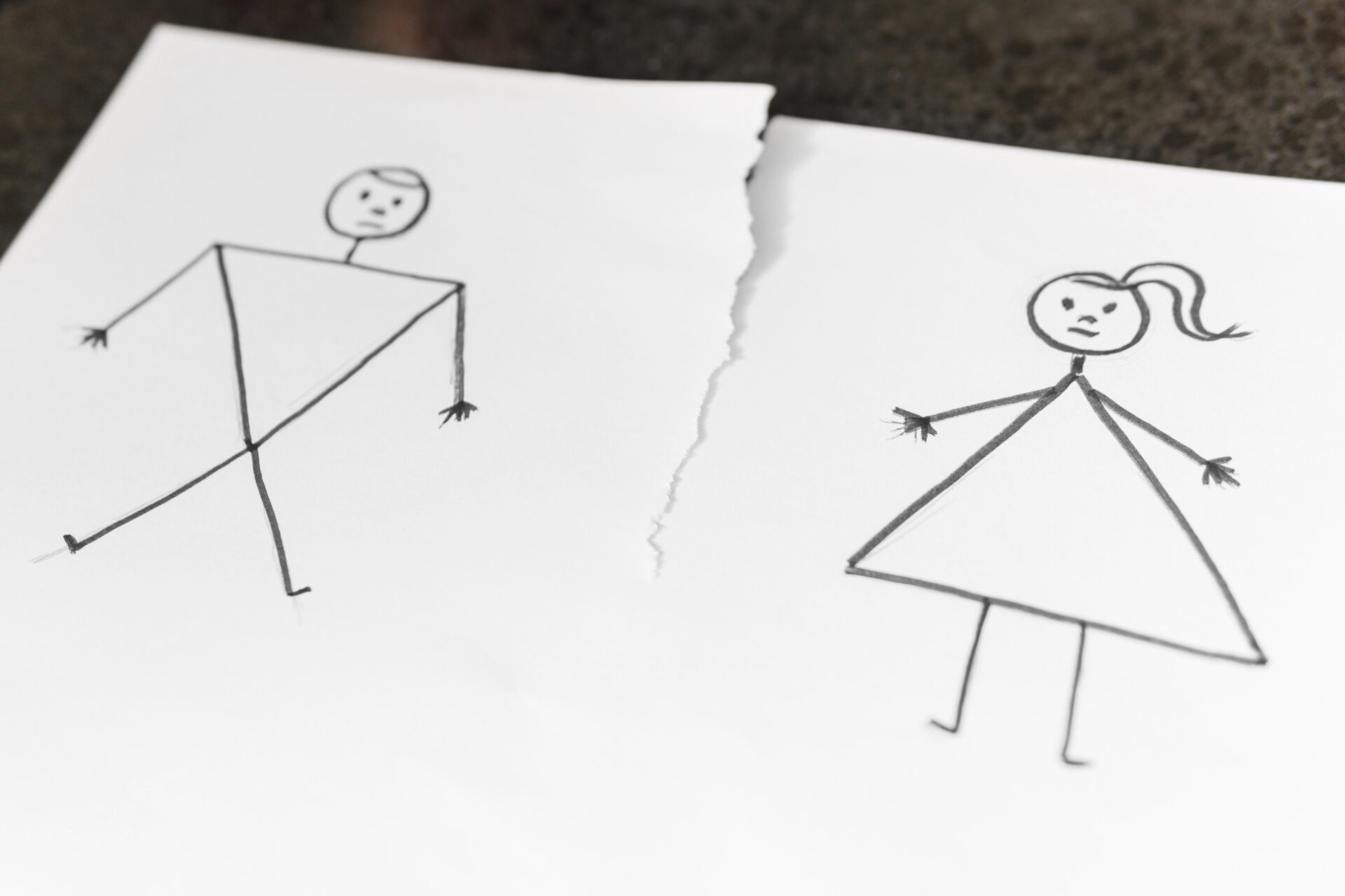 Φορολογικές δηλώσεις: Ποια ζευγάρια «χωρίζει» η Εφορία