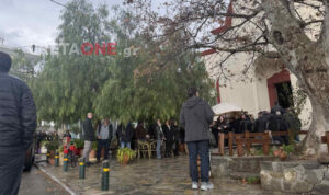 Ηράκλειο: Σπαραγμός στην κηδεία του αδικοχαμένου Στέλιου Τσικνάκη (φωτογραφίες,βίντεο)