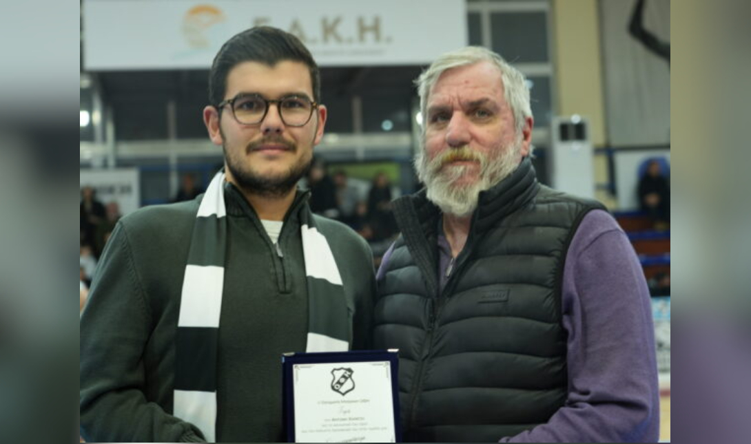 Ο Όμιλος Καράτζη τιμήθηκε από τον ΟΦΗ για τη διαχρονική προσφορά του στον Σύλλογο