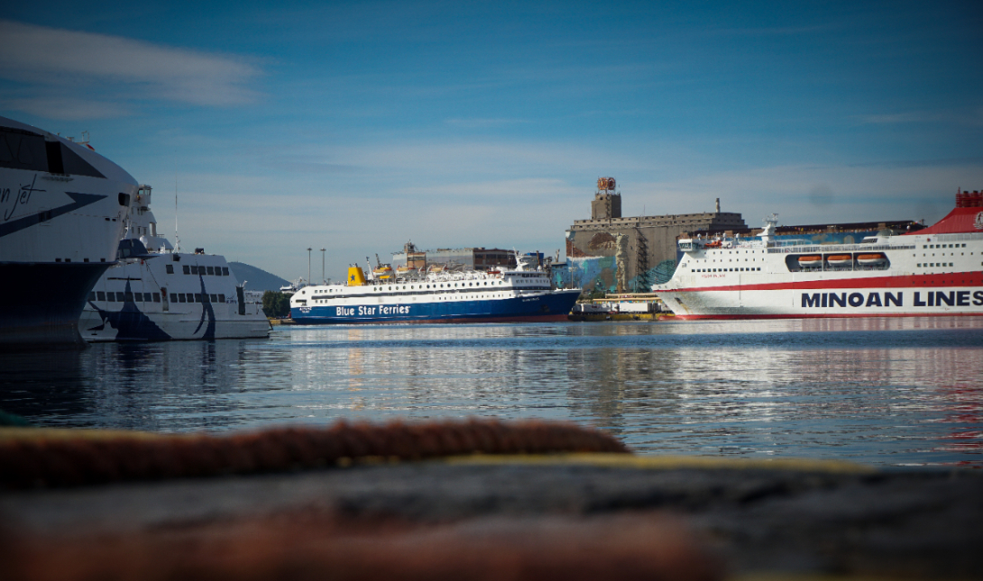 «Απαγορευτικό» στις ακτοπλοϊκές μετακινήσεις λόγω των ισχυρών ανέμων σε πολλές θαλάσσιες περιοχές της χώρας