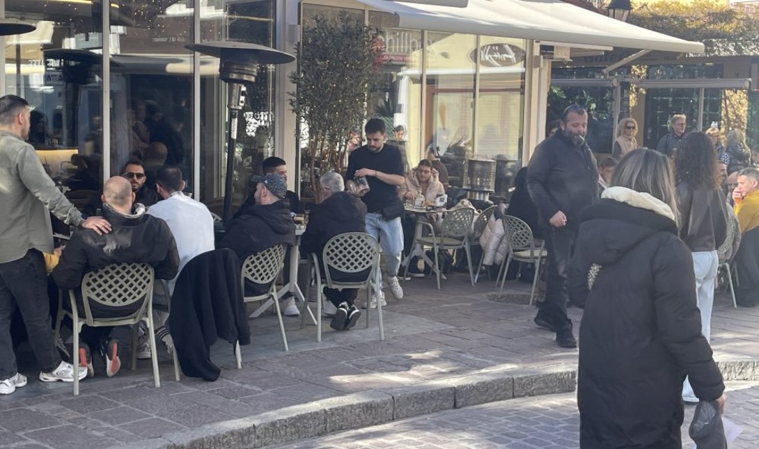 Ρέθυμνο: Με καφέ και διάθεση για εξόρμηση για τους κατοίκους ξεκίνησε η δεύτερη ημέρα του 2026