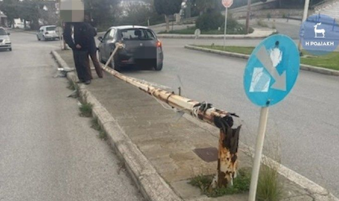 Ρόδος: Κολώνα αποκολλήθηκε από τον δυνατό αέρα και έπεσε σε αυτοκίνητο – Δείτε φωτογραφίες