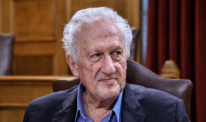 Πηγές ΝΔ: «Κυνική ομολογία από Σκανδαλίδη – Αποκάλυψε ότι έκλεινε τα μάτια σε παραβάτες παραγωγούς»