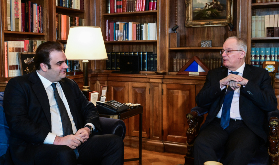 Συνάντηση Τασούλα-Πιερρακάκη: Στο επίκεντρο οι προοπτικές της ελληνικής και ευρωπαϊκής οικονομίας