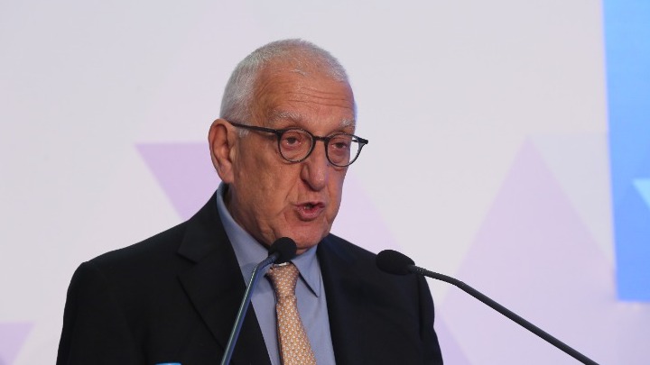 Nικήτας Κακλαμάνης: «Εύχομαι το 2026 όλες οι ελπίδες, τα όνειρα και οι προσδοκίες να βρουν τον προορισμό τους»