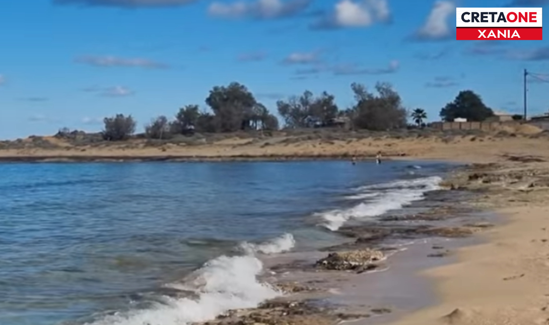 Χανιά: Απειλείται η παραλία της Παχιάς Άμμου στον Σταυρό από το αντλιοστάσιο – Δείτε βίντεο