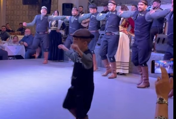 παιδί χορός