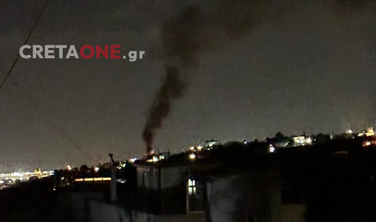 Συναγερμός στο Ηράκλειο για φωτιά σε γκαράζ – Στο σημείο η Πυροσβεστική