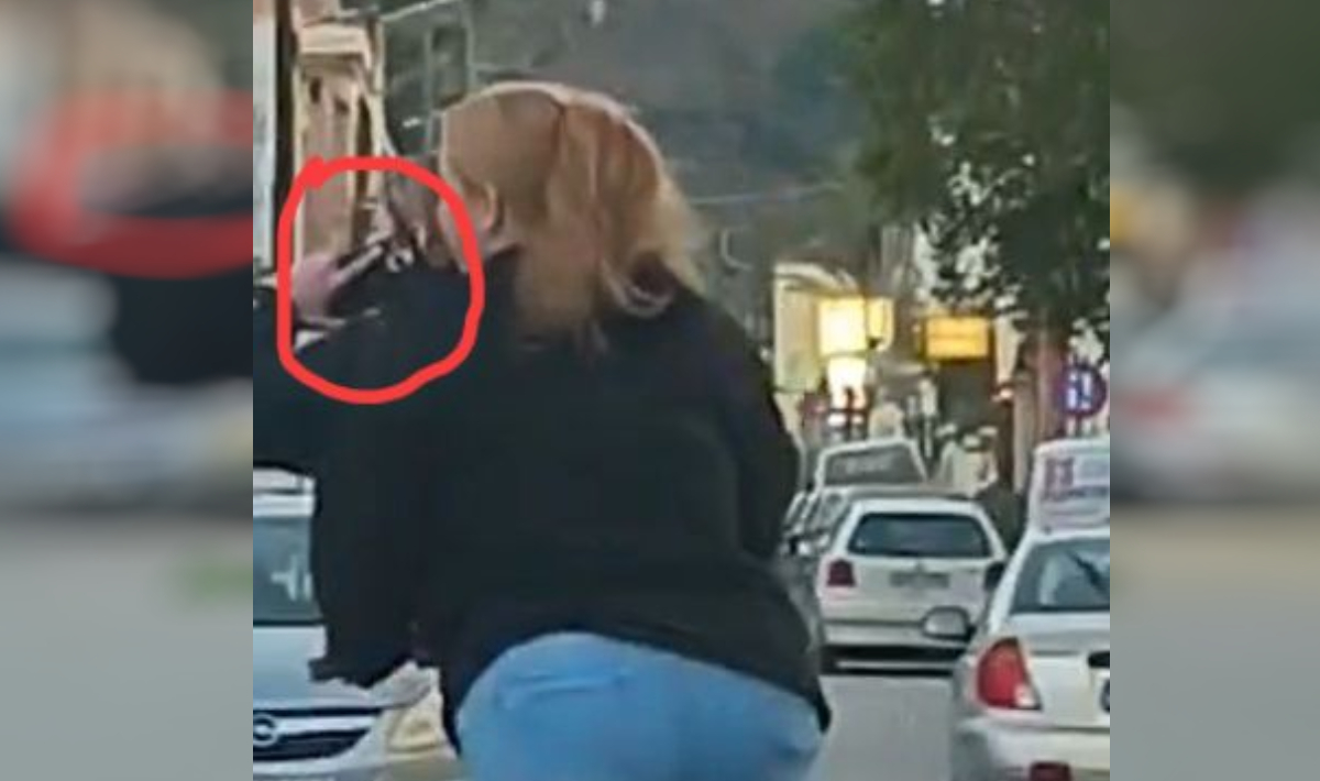 Απίστευτο περιστατικό σε δρόμο της Κρήτης: Οδηγούσε δικάβαλο πατίνι με το κινητό στο χέρι – Δείτε φώτο