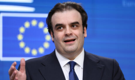 πιερρακακησ νεο