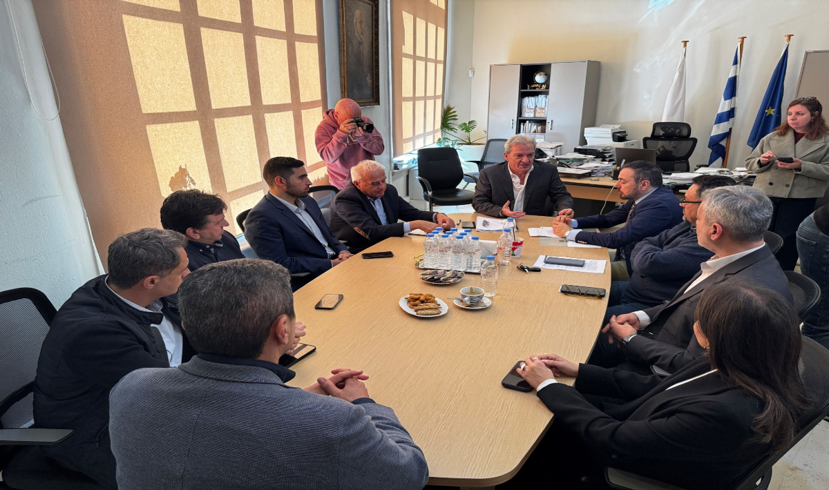 Καλοκαιρινός στη Λότζια: Συναντήσεις για ΒΟΑΚ και λειψυδρία – Επιτακτική ανάγκη για άμεσες λύσεις (βίντεο)