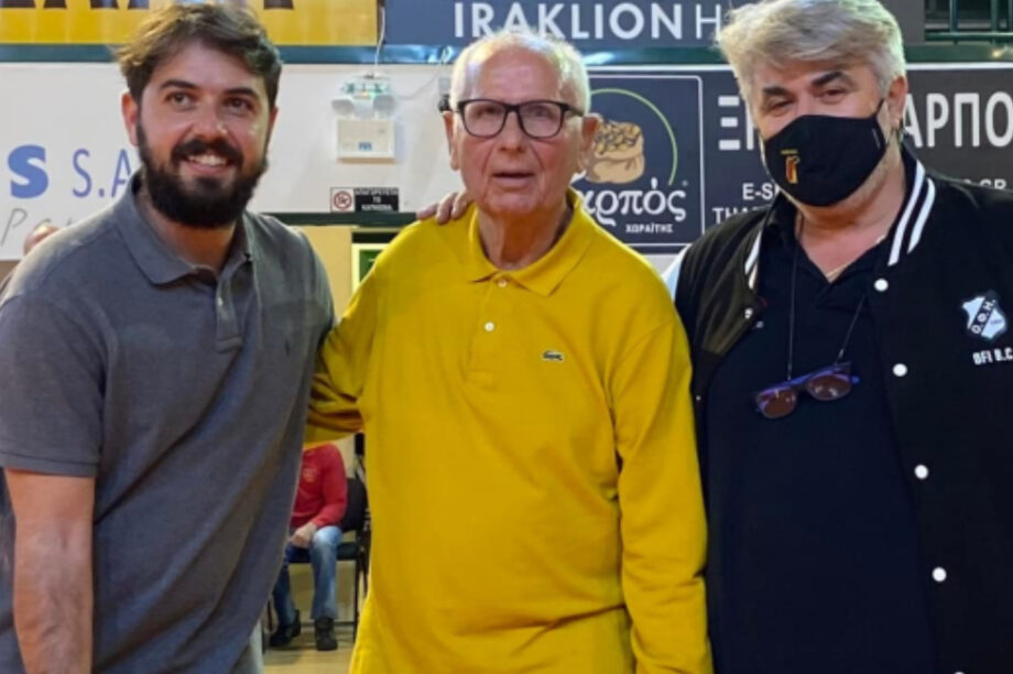 Αλέξης Βαγγέλης Πετράκης