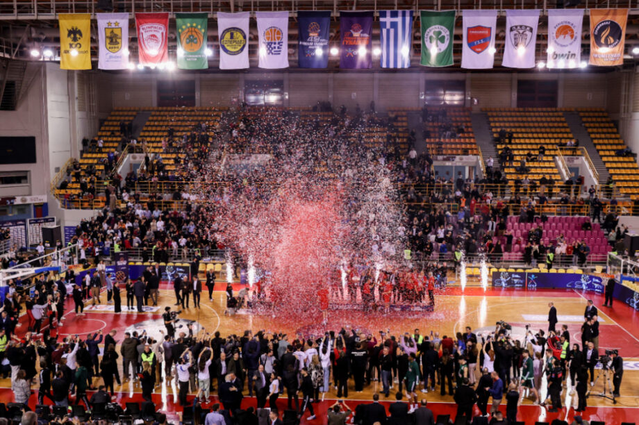 Δύο Αοράκια ΝΕΟ Κύπελλο