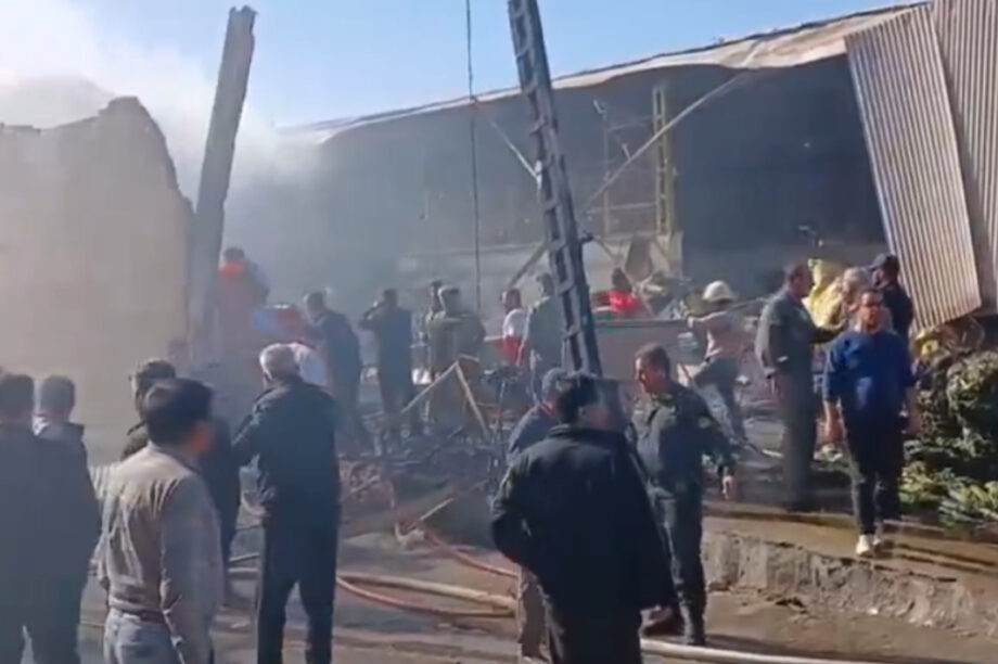 Ιράν: Πτώση στρατιωτικού ελικοπτέρου με τέσσερις νεκρούς σε υπαίθρια αγορά (βίντεο)