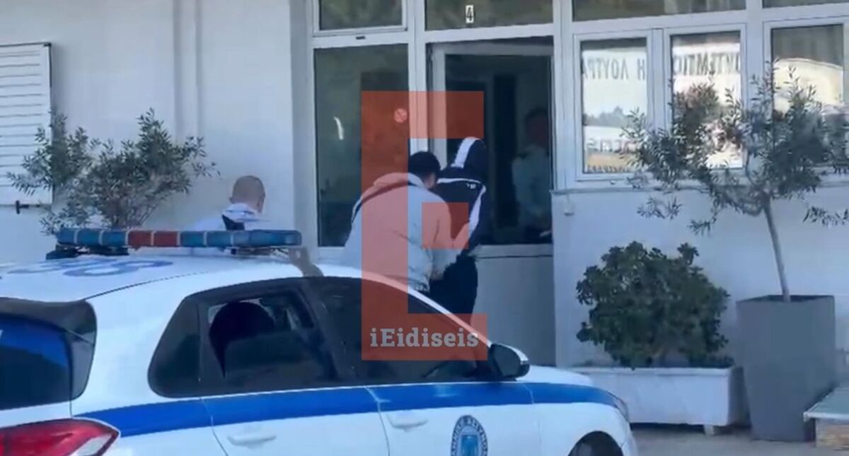 Μαχαίρωμα με νεκρό 17χρονο στο Λουτράκι: Μπαράζ προσαγωγών φίλων του φερόμενου δράστη (Βίντεο)