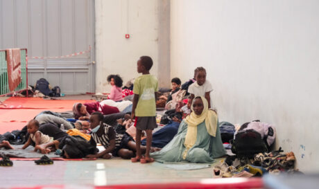 ΜΕΤΑΝΑΣΤΕΣ ΜΕΤΑΝΑΣΤΕΥΤΙΚΟ