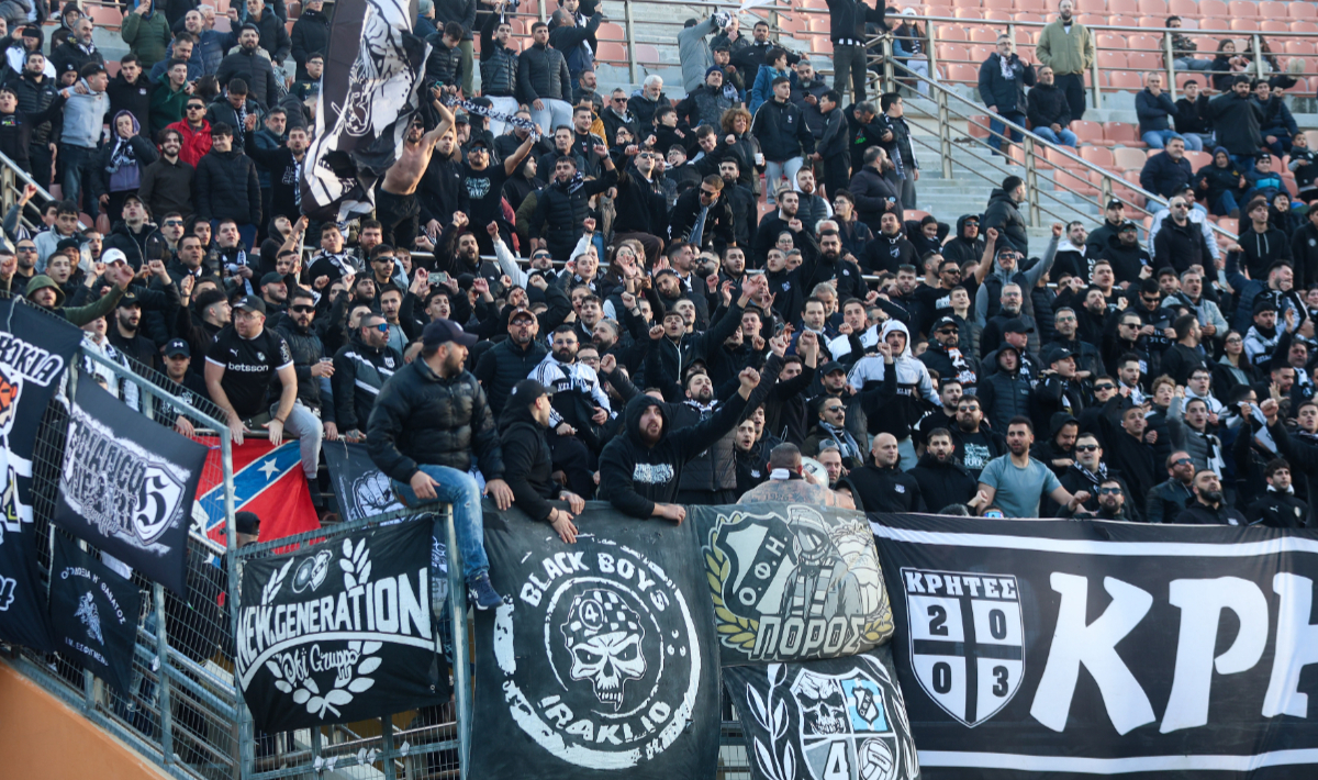 ΟΦΗ: Αποθέωση της αποστολής κατά την αναχώρηση από το ξενοδοχείο (βίντεο)