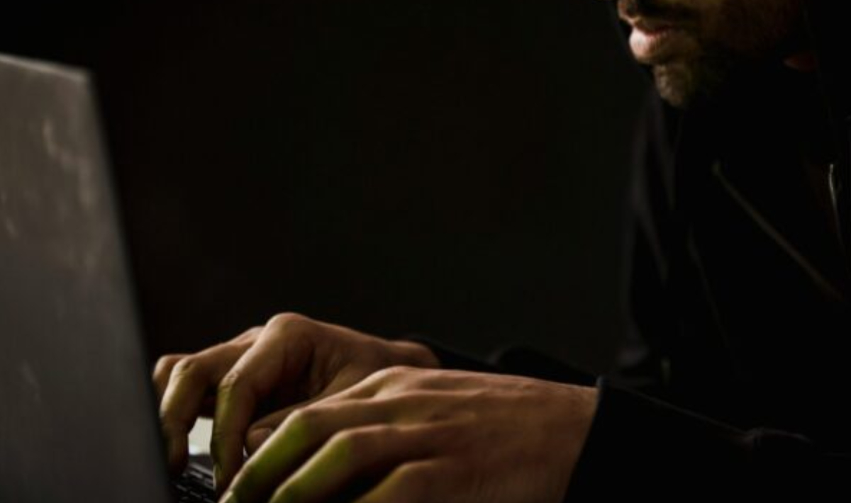 Πάτρα: Έχασε 15.000 ευρώ από επιτήδειο που συστήθηκε ως τεχνικός της Microsoft