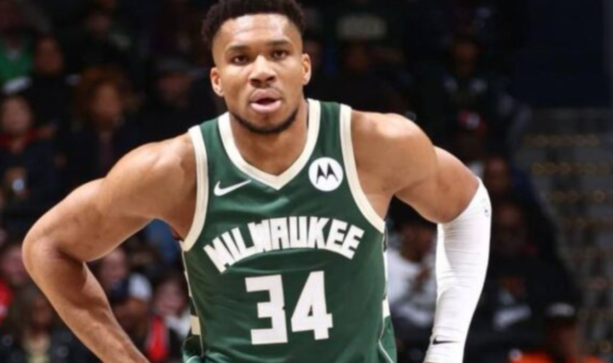 Γιάννης Αντετοκούνμπο: Νέα δεδομένα για το μέλλον του