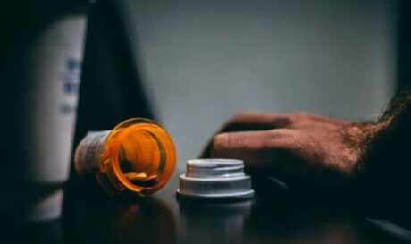 απόπειρα αυτοκτονίας χαπια