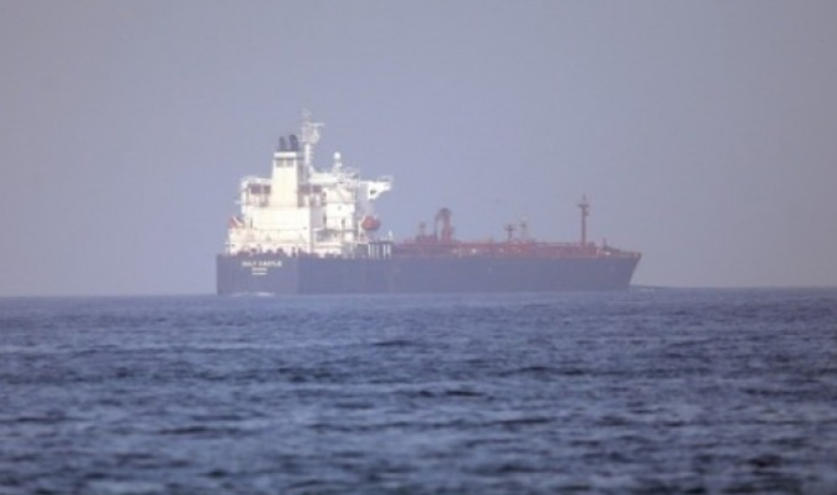 Επιθέσεις ΗΠΑ και Ισραήλ στο Ιράν: Κλείνουν τα Στενά του Ορμούζ