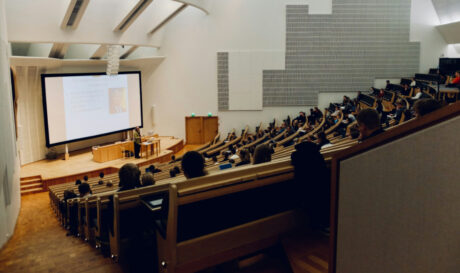 Πανεπιστήμιο ΝΕΟ