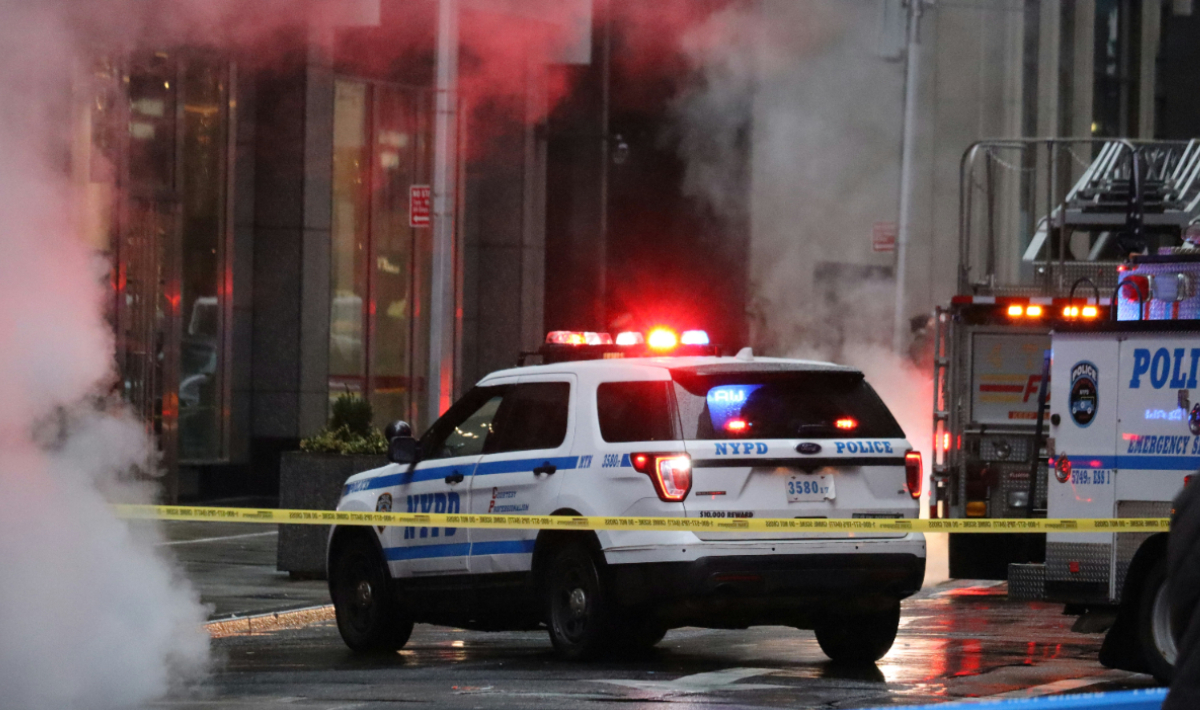 ΗΠΑ: Μακελειό με πέντε νεκρούς, 32χρονος μαχαίρωνε κόσμο έξω από σπίτι του