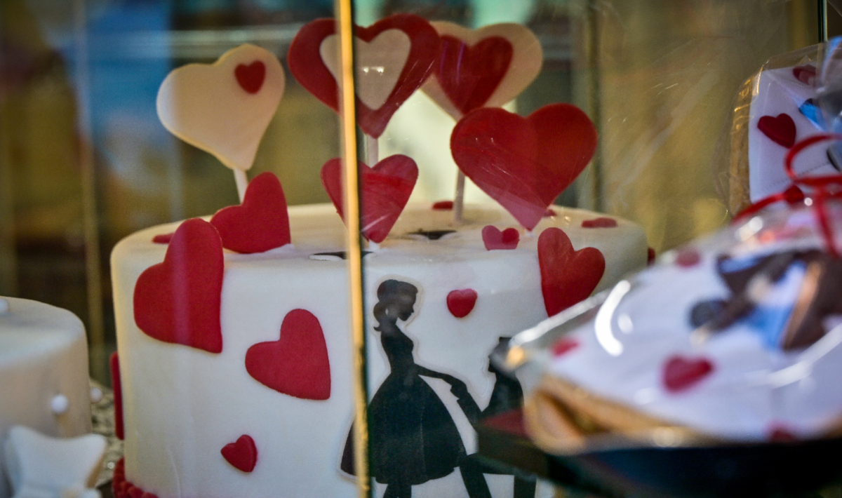 Τι αγοράζουν οι Έλληνες για τον Άγιο Βαλεντίνο