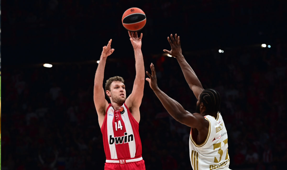 Euroleague: Με μπροστάρη τον Βεζένκοφ ο Ολυμπιακός, 92-86 τον Ερυθρό Αστέρα