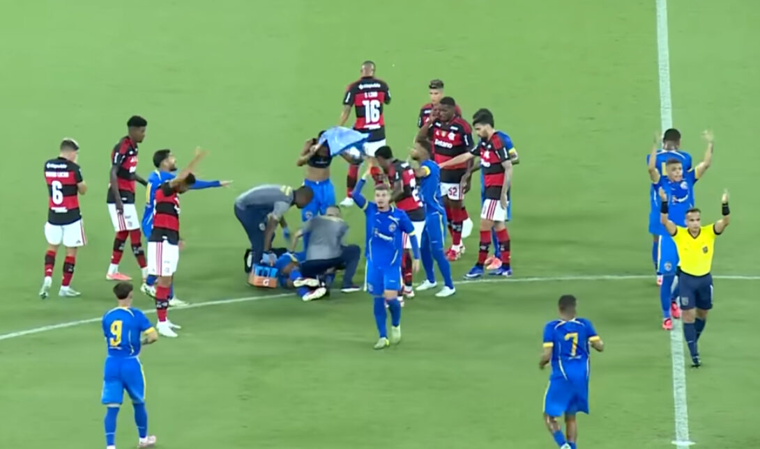 Βραζιλία: Κατέρρευσε την ώρα του αγώνα ποδοσφαιριστής και υπέστη σπασμούς! (βίντεο)