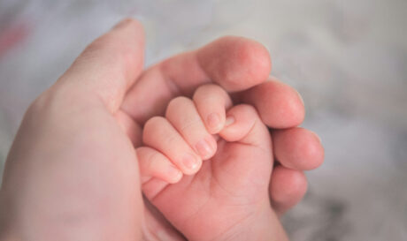 Βρέφος Μωρό Χέρια ΝΕΟ