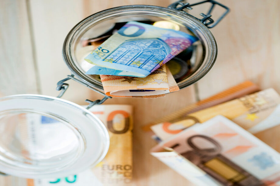 ΧΡΗΜΑΤΑ ΛΕΦΤΑ ΕΦΚΑ ΣΥΝΤΑΞΕΙΣ