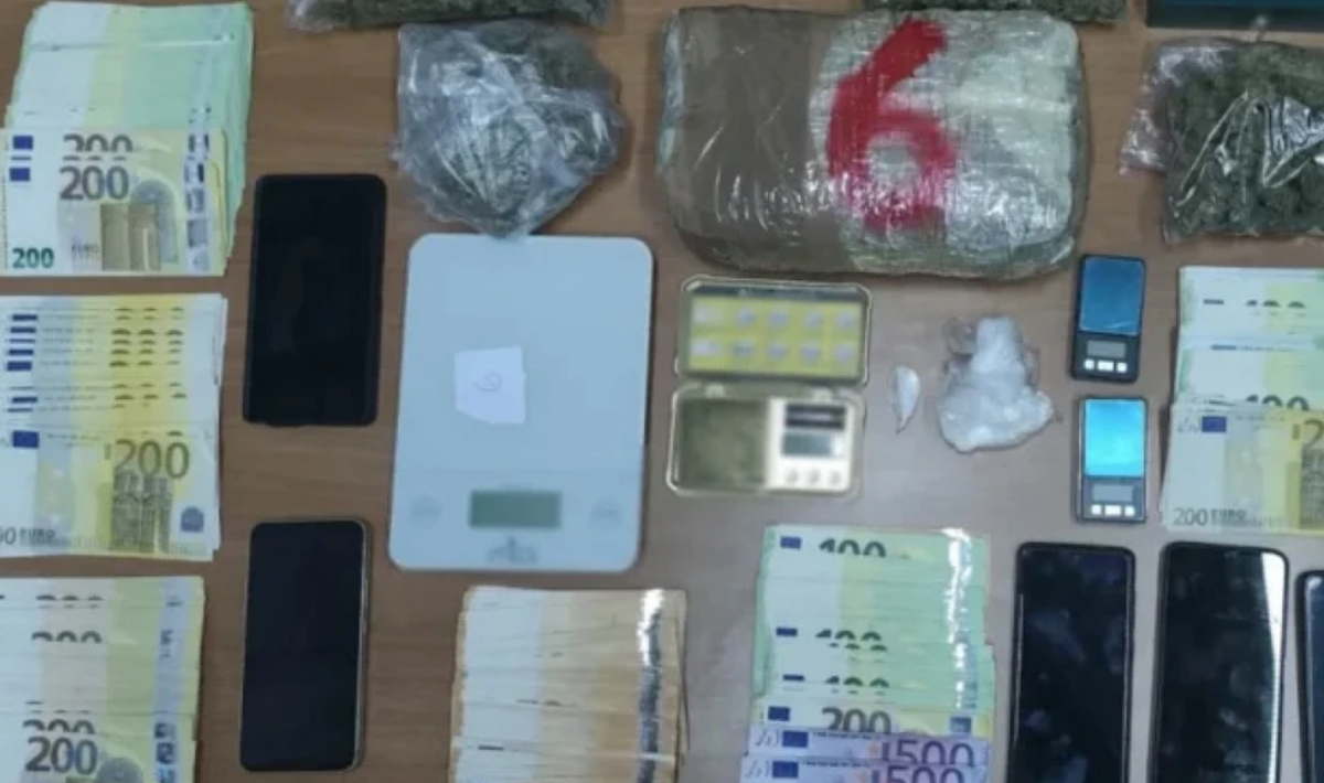 Ρόδος: Οι κωδικοί και τα συνθηματικά του κυκλώματος με τα 7 κιλά κοκαΐνης (βίντεο)