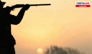 Χανιά: Συνελήφθη κυνηγός – Βρήκαν αφύλαχτα όπλα και έναν λαγό
