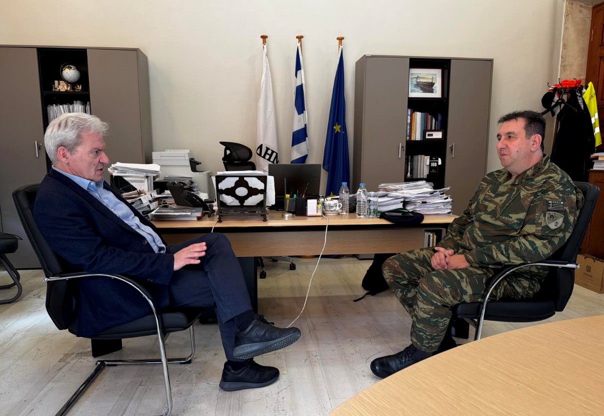 Ο νέος Διοικητής της 44ης ΣΔΙ ΤΑΛΩΣ στον Δήμο Ηρακλείου