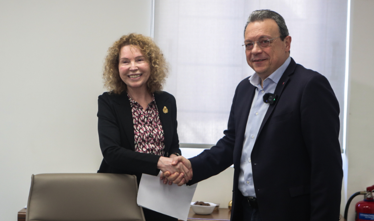 Φάμελλος: «Πολλαπλασιάζονται οι καταγγελίες και οι αποκαλύψεις για τις απευθείας αναθέσεις»