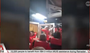 Στιγμές πανικού σε κρουαζιερόπλοιο που έπιασε φωτιά – Ένας νεκρός και δεκάδες τραυματίες (βίντεο)