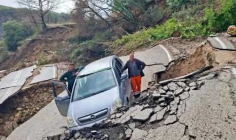 καταστροφές